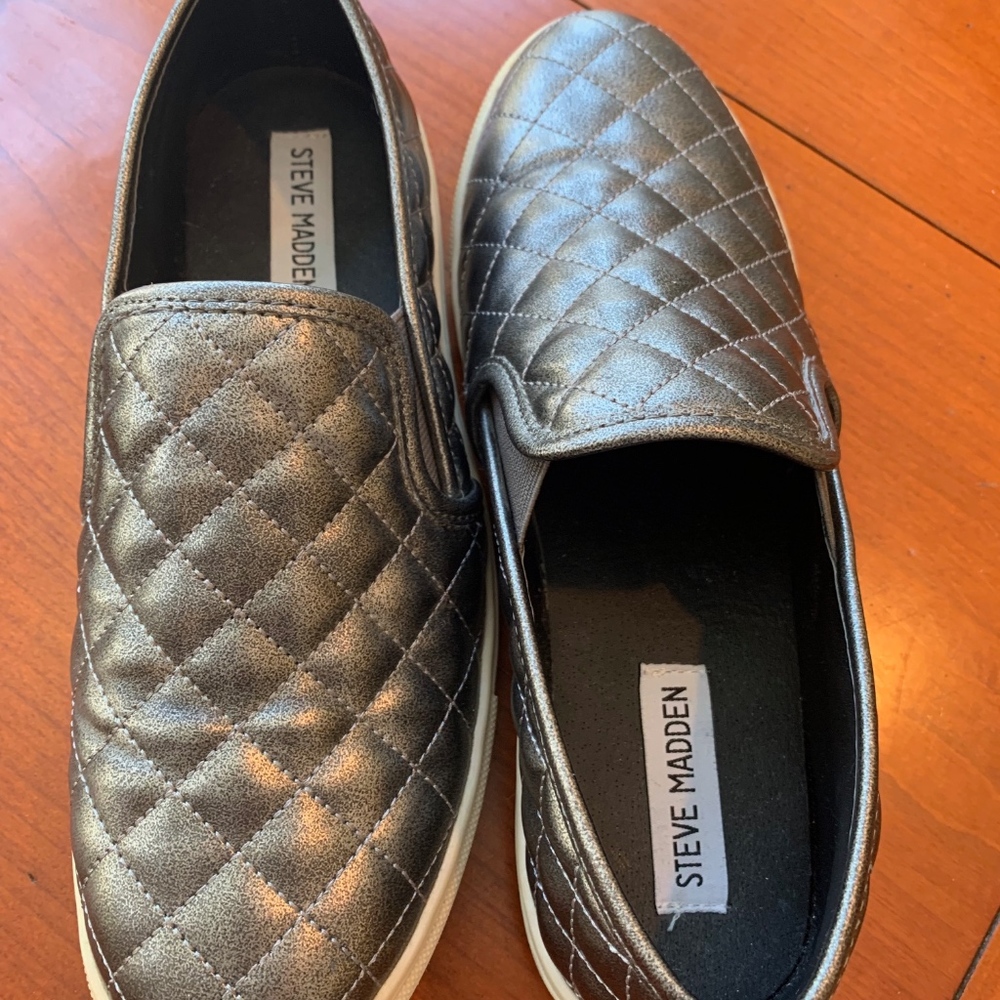STEVE MADDEN ECENTRCQ SNEAKERS- Pewter
